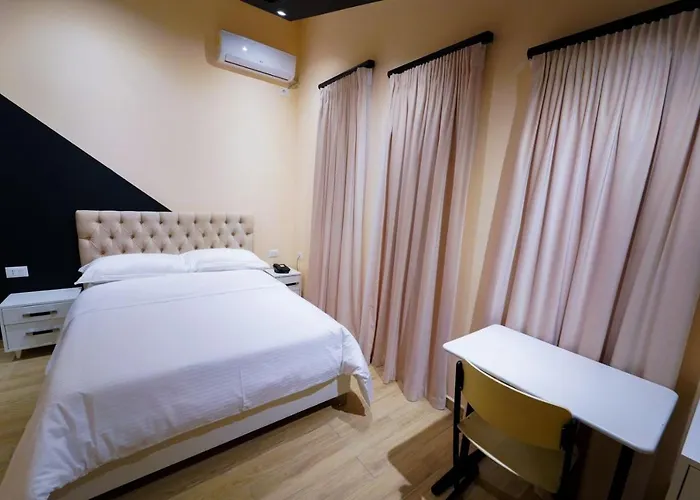 فندق Sr99 تيرانا